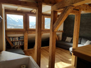 Beautiful apartment in Chamonix centre with superb mountain views